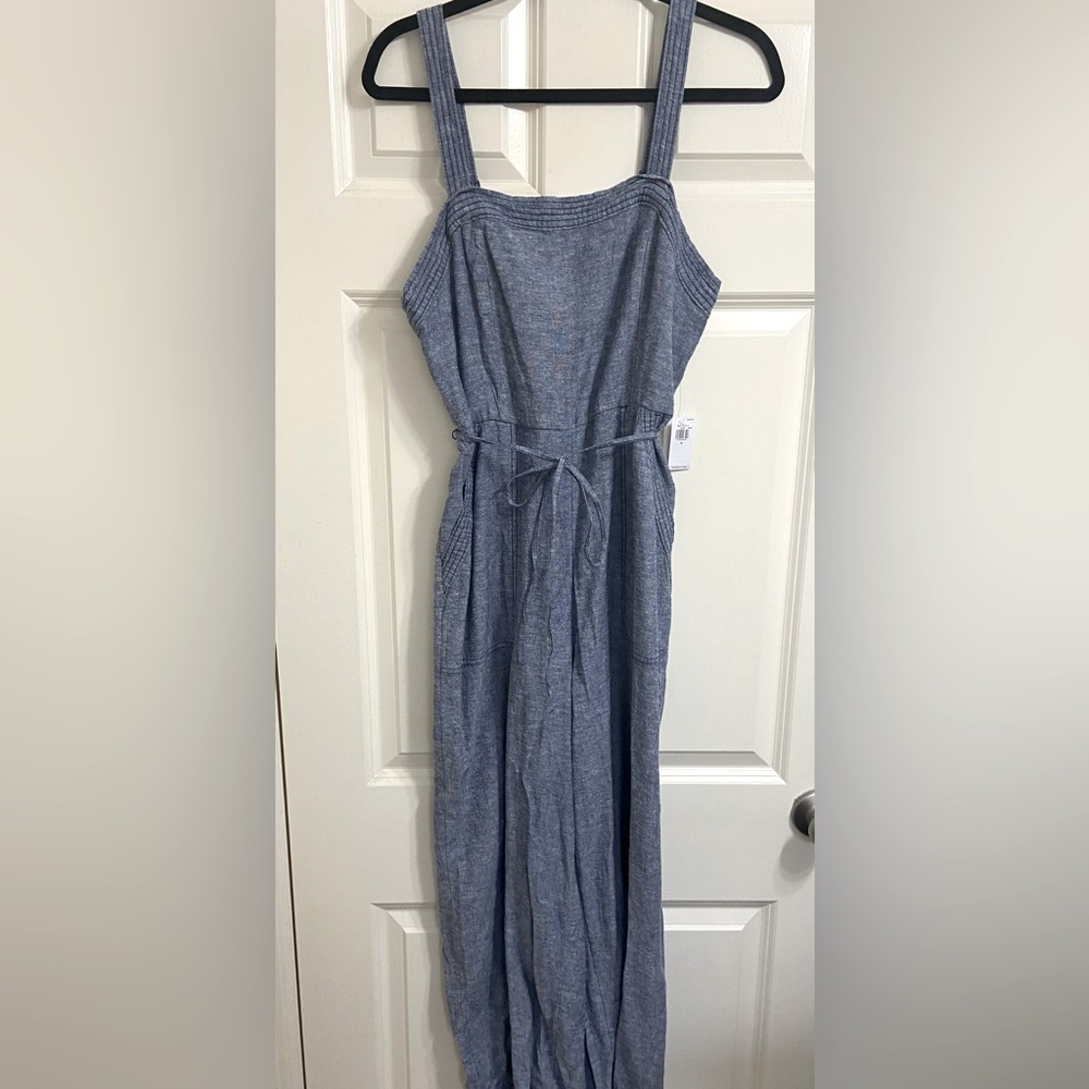 NWT Old Navy Chambray Jumpsuit Size Medium